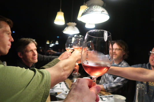 group of friends tasting Alentejo wines